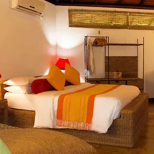 Hotel Athulya